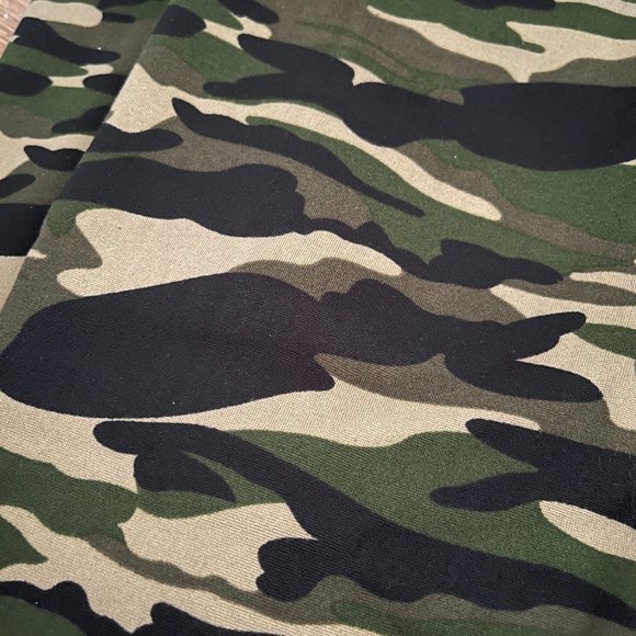 Camo Leggings - Picture 2 of 3